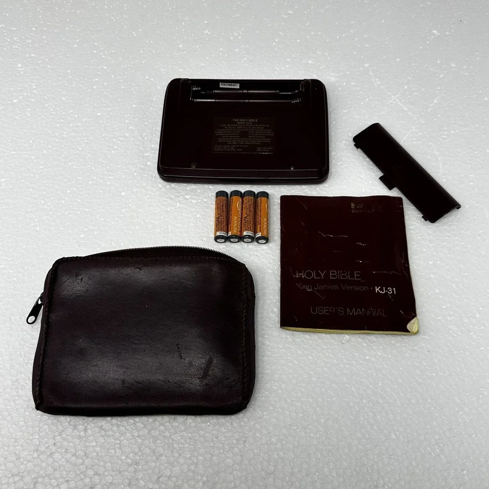 Franklin KJ31 Electronic Holy Bible King James Version Pocket Handheld Organizer
